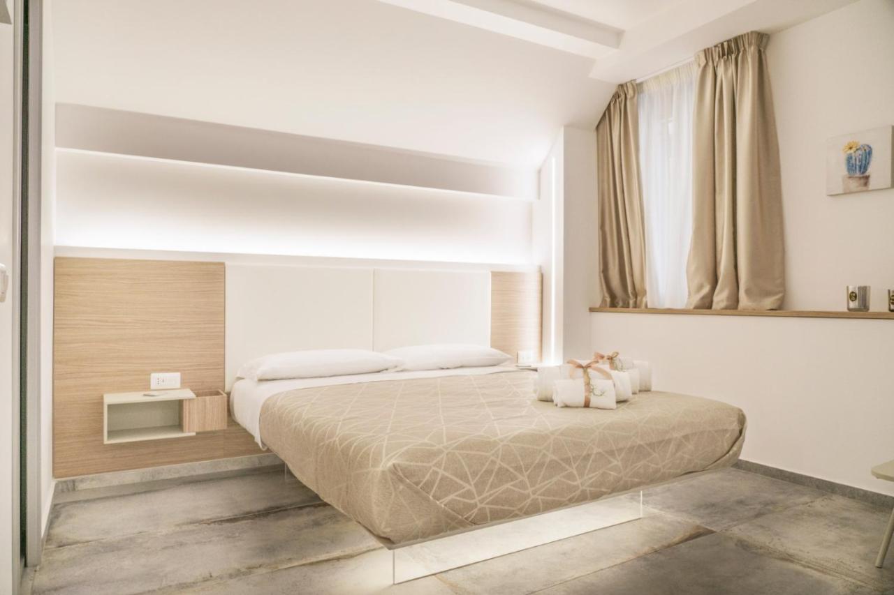 Oasi Del Golfo Suites B&B กัสเตลลัมมาเร เดล โกลโฟ ภายนอก รูปภาพ