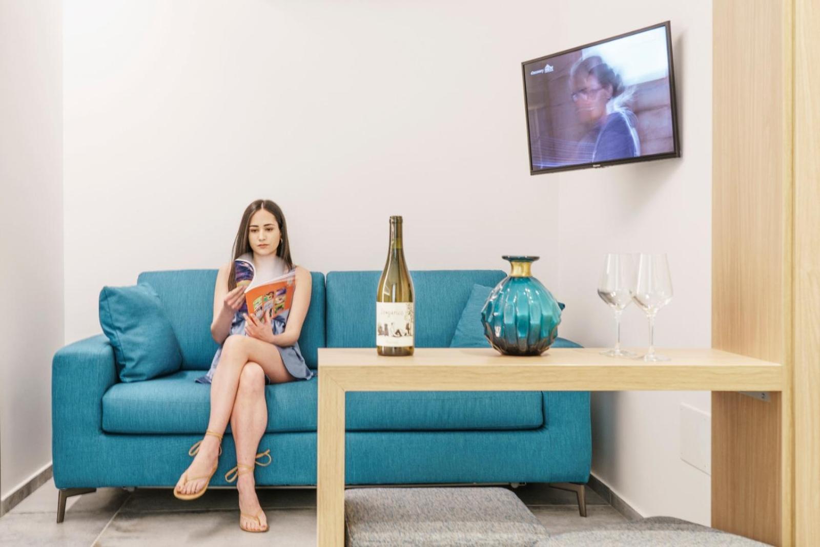 Oasi Del Golfo Suites B&B กัสเตลลัมมาเร เดล โกลโฟ ภายนอก รูปภาพ